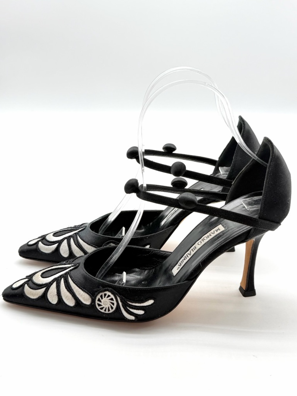 Manolo Blahnik Vintage 2007 Limited Edition  Embroidered Satin Pumps Heels EU 37 - Picture 8 of 12